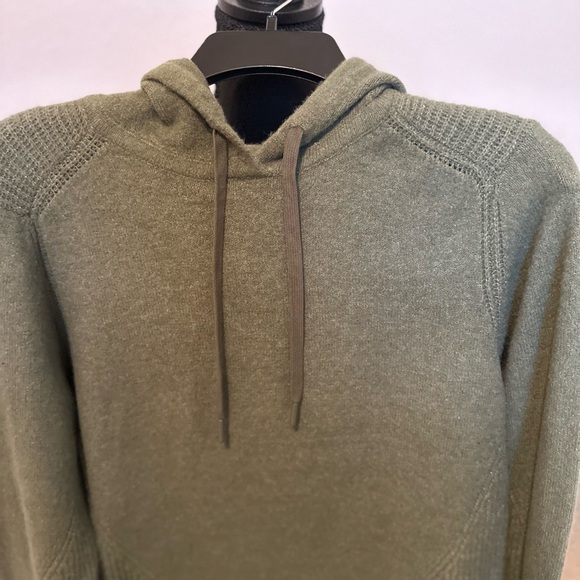 Witty Fox Women's Textured Hoodie Sweater. Green. Size Small. NWOT - Picture 4 of 10